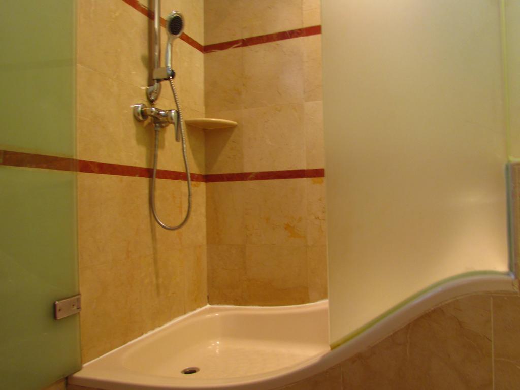 Alocassia Serviced Apartments Singapura Bilik gambar