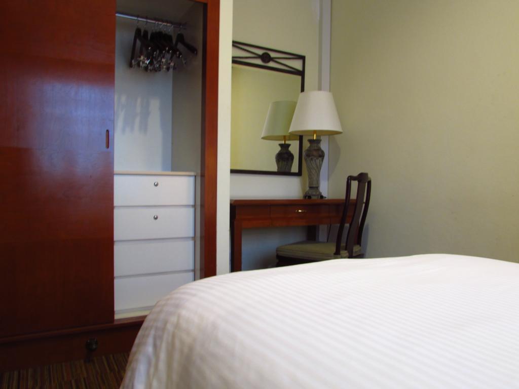 Alocassia Serviced Apartments Singapura Bilik gambar