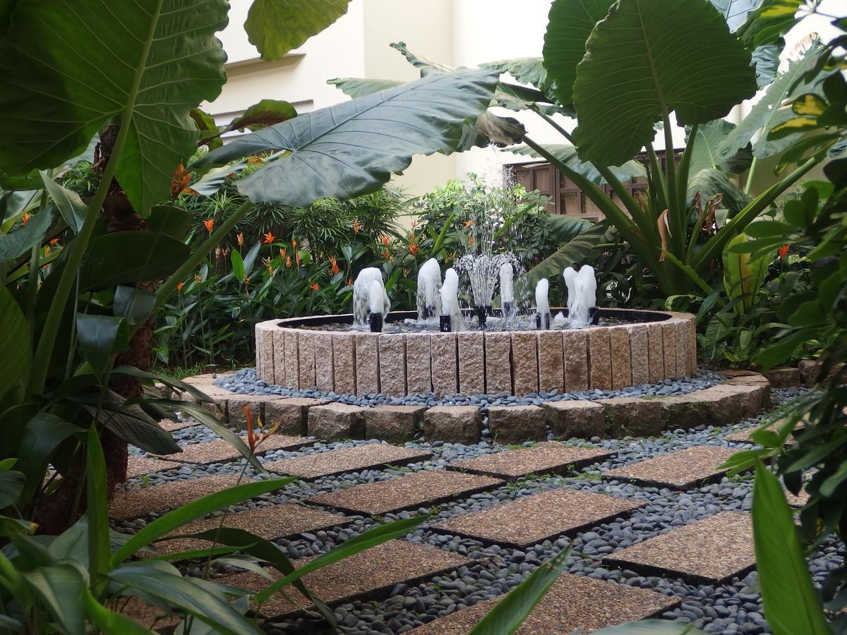 Alocassia Serviced Apartments Singapura Luaran gambar